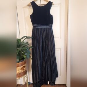 Vintage Ever Beauty black gown